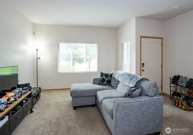 Photo 3 of Condo for sale at 6041 Illinois Ln SE #B, Lacey, WA 98513 | MLS# NWM2585527 | Listing updated on 2026-09-28