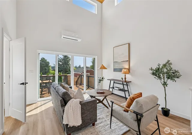 Photo 4 of Single family home for sale at 12038 N Park Ave, Seattle, WA 98133 | MLS# NWM2585534 | Listing updated on 2026-09-22