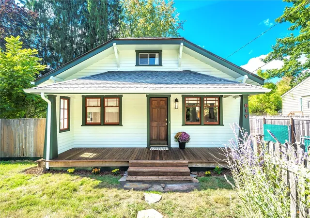 Photo 1 of Sale Pending at 917 Garrison St Ne, Olympia, WA 98506 | MLS# NWM2585536 | Listing updated on 2026-09-28
