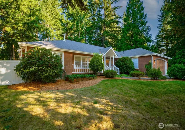 Photo 1 of Single family home for sale at 15906 Lindsay Rd Se, Yelm, WA 98597 | MLS# NWM2585546 | Listing updated on 2026-10-01