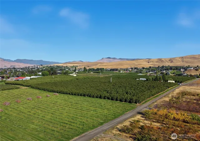 Photo 4 of Land for sale at 0 Nna N Quincy Ave, East Wenatchee, WA 98802 | MLS# NWM2585550 | Listing updated on 2026-09-24