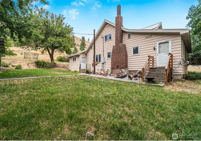 Photo 1 of Single family home for sale at 792 Highway 395 #A, Kettle Falls, WA 99141 | MLS# NWM2585579 | Listing updated on 2026-10-09