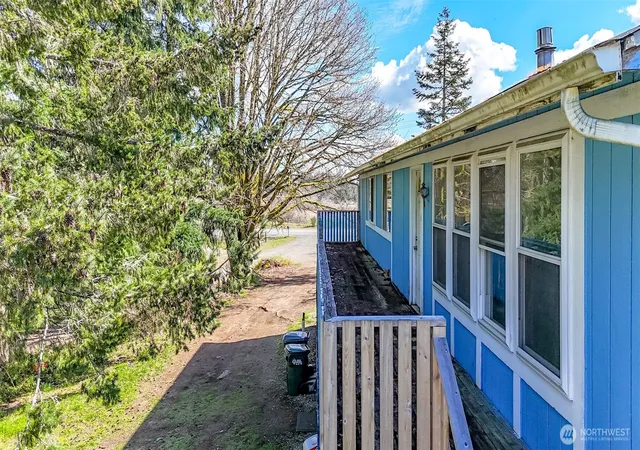 Photo 4 of Single family home for sale at 15424 94th Avenue NW, Gig Harbor, WA 98329 | MLS# NWM2585581 | Listing updated on 2026-09-28