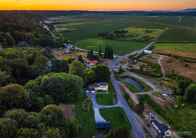 Photo 1 of Single family home for sale at 6514 E Lowell Larimer Rd, Snohomish, WA 98296 | MLS# NWM2585585 | Listing updated on 2026-09-25