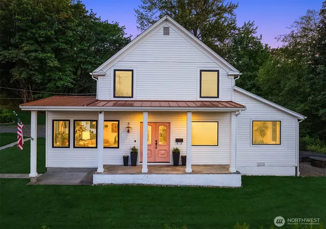 Photo 2 of Single family home for sale at 6514 E Lowell Larimer Rd, Snohomish, WA 98296 | MLS# NWM2585585 | Listing updated on 2026-09-25