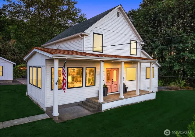 Photo 3 of Single family home for sale at 6514 E Lowell Larimer Rd, Snohomish, WA 98296 | MLS# NWM2585585 | Listing updated on 2026-09-25
