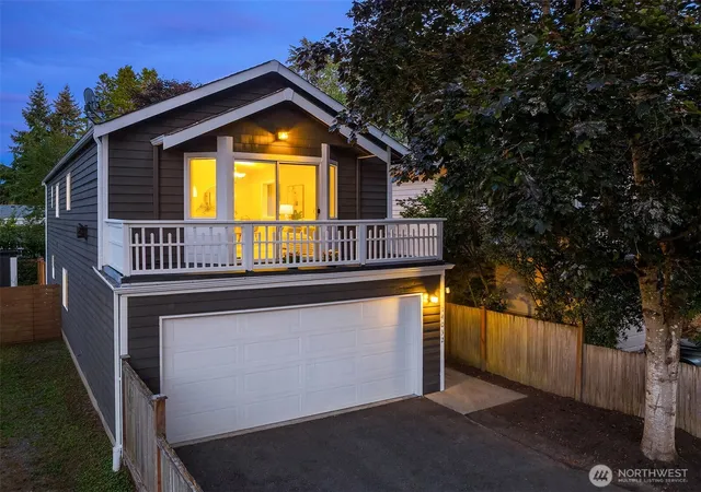 Photo 1 of Sale Pending at 14032 Wayne Pl N, Seattle, WA 98133 | MLS# NWM2585590 | Listing updated on 2026-09-26