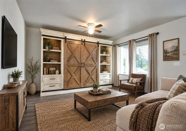 Photo 3 of Single family home for sale at 308 Middleton Ct SE, Rainier, WA 98576 | MLS# NWM2585599 | Listing updated on 2026-09-28