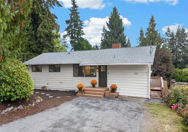 Photo 1 of Single family home for sale at 2516 202nd Place Sw, Lynnwood, WA 98036 | MLS# NWM2585601 | Listing updated on 2026-10-02