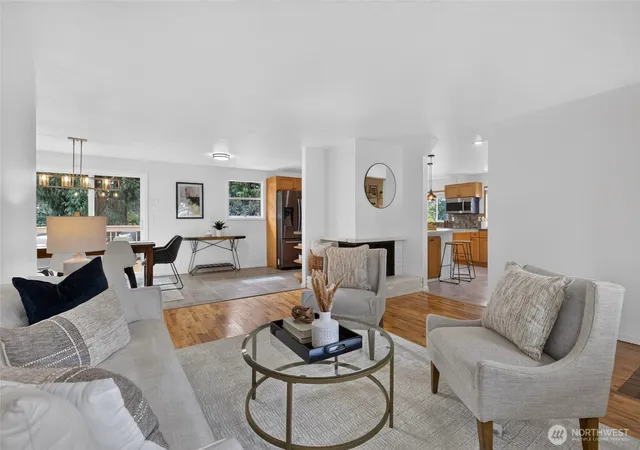 Photo 3 of Single family home for sale at 2516 202nd Place Sw, Lynnwood, WA 98036 | MLS# NWM2585601 | Listing updated on 2026-10-02