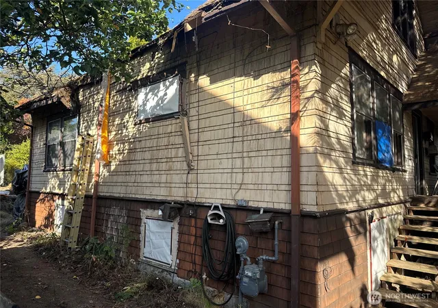 Photo 3 of Single family home for sale at 1538 NW 61st Street, Seattle, WA 98107 | MLS# NWM2585603 | Listing updated on 2026-10-01