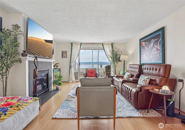 Photo 4 of Condo for sale at 10203 47th Avenue SW #B3, Seattle, WA 98146 | MLS# NWM2585605 | Listing updated on 2026-09-30