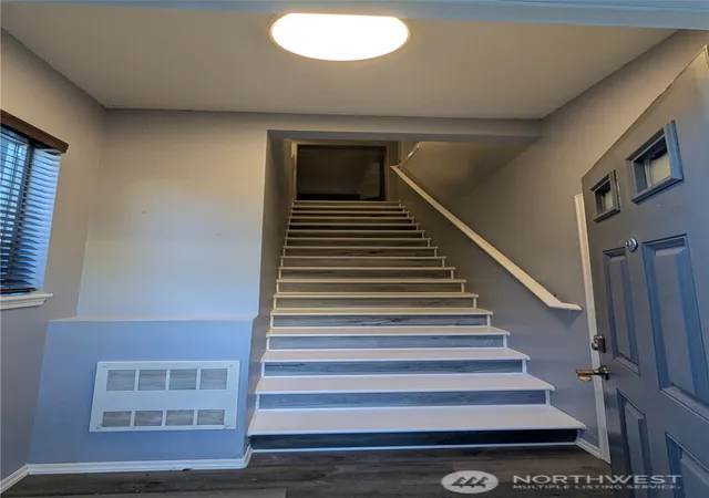 Photo 3 of Condo for sale at 2801 143rd Street SW #D, Lynnwood, WA 98087 | MLS# NWM2585606 | Listing updated on 2026-10-13