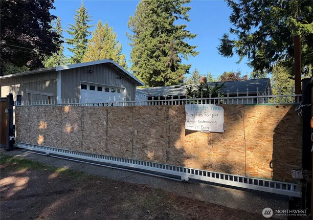 Photo 3 of Land for sale at 11024 Bartlett Ave NE, Seattle, WA 98125 | MLS# NWM2585610 | Listing updated on 2026-09-29