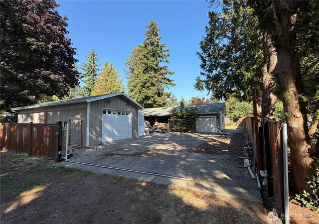 Photo 4 of Land for sale at 11024 Bartlett Ave NE, Seattle, WA 98125 | MLS# NWM2585610 | Listing updated on 2026-09-29