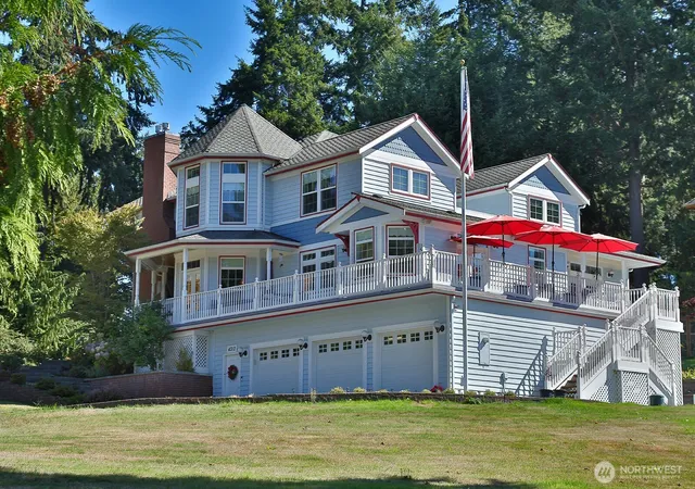 Photo 1 of Single family home for sale at 4312 Quaternary Rd, Clinton, WA 98236 | MLS# NWM2585611 | Listing updated on 2026-09-29