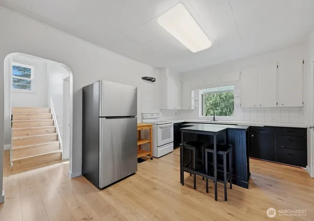 Photo 3 of Sale Pending at 331 156th Street NE, Arlington, WA 98223 | MLS# NWM2585616 | Listing updated on 2026-10-01