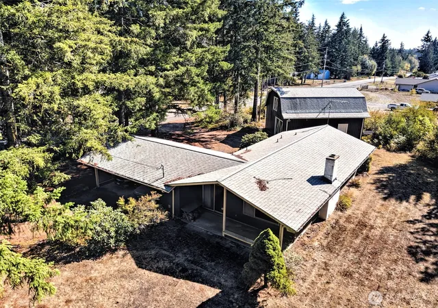 Photo 2 of Sale Pending at 2471 Se Binns Swiger Loop Rd, Shelton, WA 98584 | MLS# NWM2585619 | Listing updated on 2026-09-25