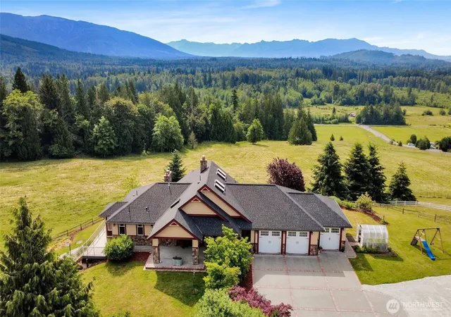 Photo 1 of House for sale at 18077 Fox Holw Ln, Bow, WA 98232 | MLS# NWM2585620 | Listing updated on 2026-09-29