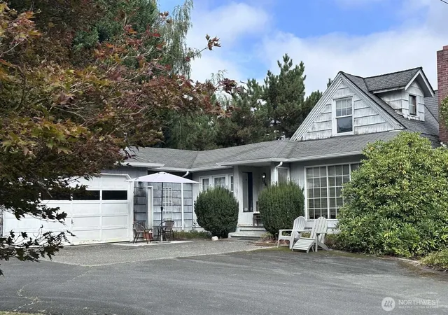 Photo 1 of Single family home for sale at 16414 104th Avenue Ne, Bothell, WA 98011 | MLS# NWM2585635 | Listing updated on 2026-09-25