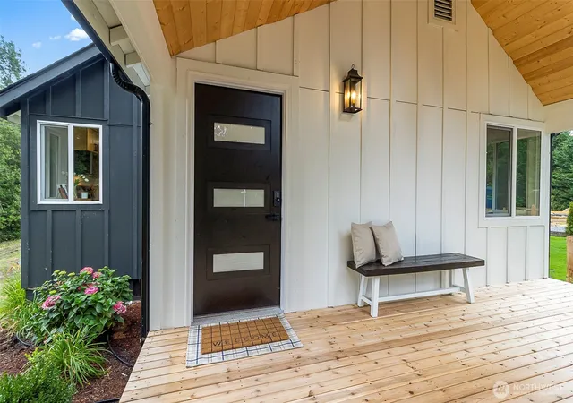 Photo 4 of Condo for sale at 12816 2nd Street SE, Lake Stevens, WA 98258 | MLS# NWM2585640 | Listing updated on 2026-09-28