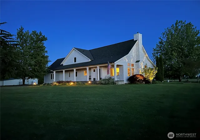 Single family home for sale at 2693 Lindsay Rd, Everson, WA 98247 | MLS# NWM2585643