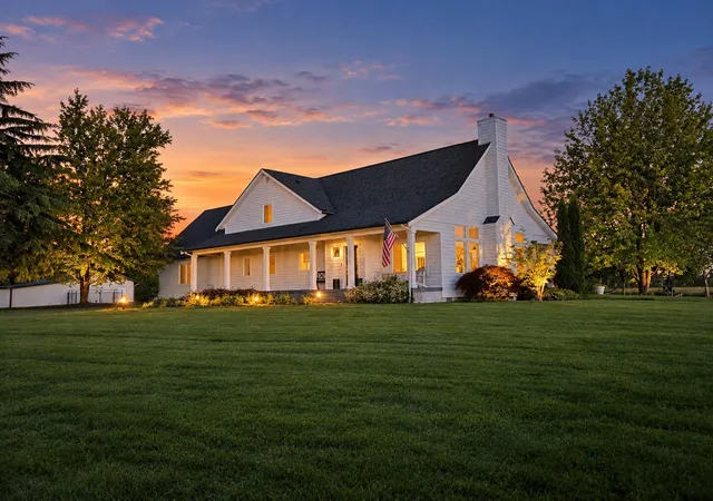Single family home for sale at 2693 Lindsay Rd, Everson, WA 98247 | MLS# NWM2585643