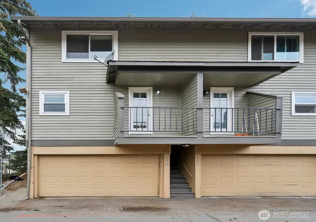 Photo 1 of Townhouse for sale at 10925 Se 208th Street #20845, Kent, WA 98031 | MLS# NWM2585648 | Listing updated on 2026-09-28