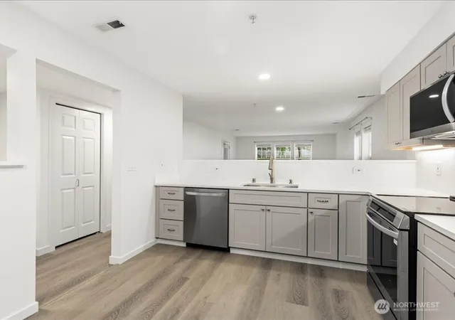Photo 3 of Condo for sale at 4133 224th Lane SE #112, Issaquah, WA 98029 | MLS# NWM2585674 | Listing updated on 2026-10-02