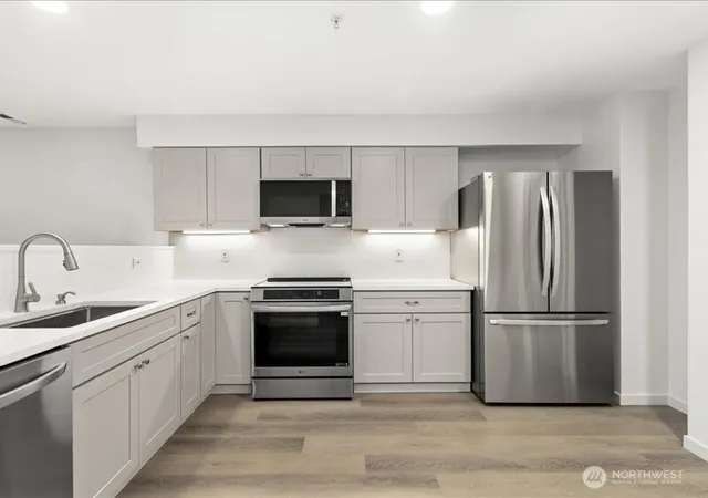 Photo 4 of Condo for sale at 4133 224th Lane SE #112, Issaquah, WA 98029 | MLS# NWM2585674 | Listing updated on 2026-10-02