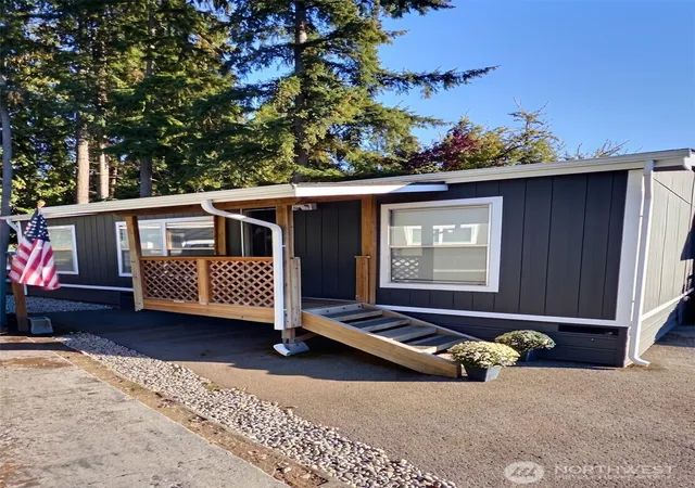 Photo 2 of Manufactured home for sale at 3333 228th Street Se #23, Bothell, WA 98021 | MLS# NWM2585694 | Listing updated on 2026-10-02