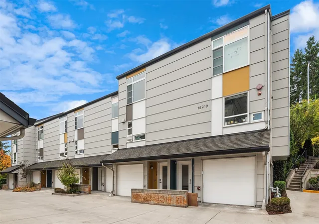Photo 2 of Townhouse for sale at 15219 Ne 81st Way #106, Redmond, WA 98052 | MLS# NWM2585697 | Listing updated on 2026-10-16