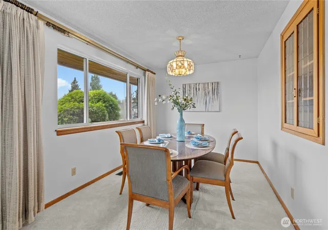 Photo 4 of Sale Pending at 1516 G St SE, Auburn, WA 98002 | MLS# NWM2585725 | Listing updated on 2026-09-27