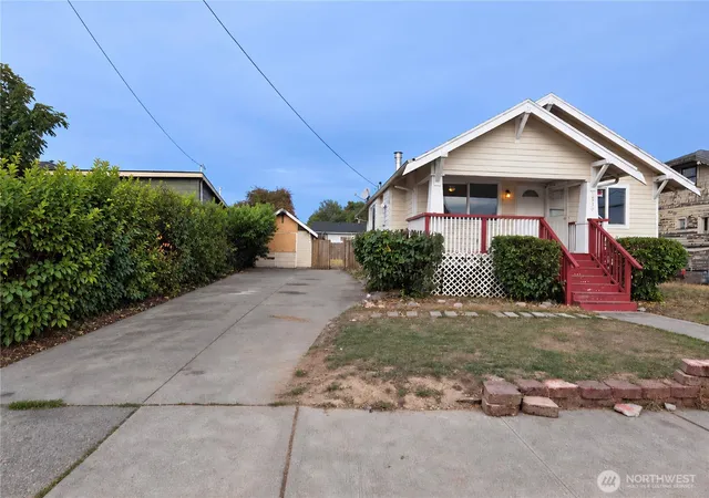 Single family home for sale at 1536 S State St, Tacoma, WA 98405 | MLS# NWM2585727