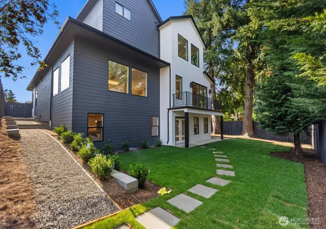Photo 3 of Single family home for sale at 1626 172nd Avenue NE, Bellevue, WA 98008 | MLS# NWM2585732 | Listing updated on 2026-09-27