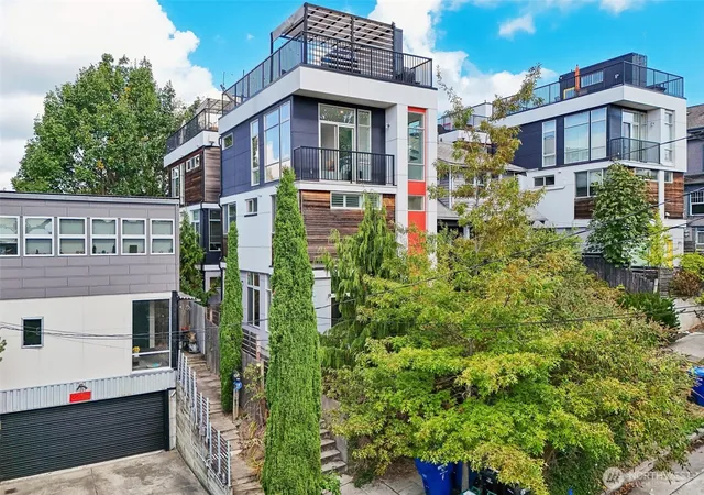 Photo 1 of Single family home for sale at 2208 E Alder St, Seattle, WA 98122 | MLS# NWM2585740 | Listing updated on 2026-09-28