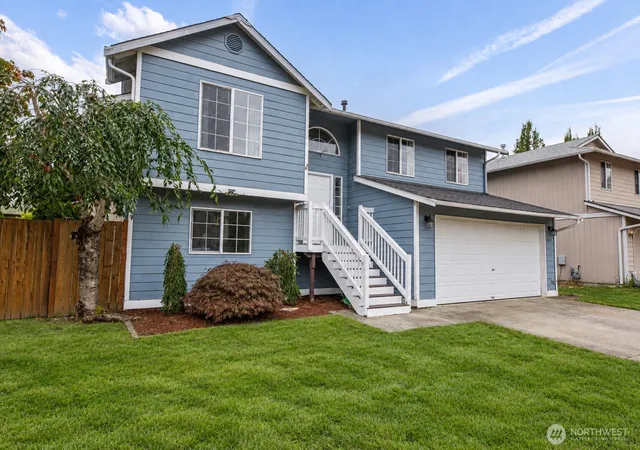 Photo 3 of Single family home for sale at 1013 Kessler Dr, Sultan, WA 98294 | MLS# NWM2585750 | Listing updated on 2026-09-25