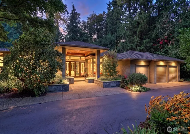 Photo 1 of Sale Pending at 2701 266th Avenue Se, Sammamish, WA 98075 | MLS# NWM2585751 | Listing updated on 2026-09-30