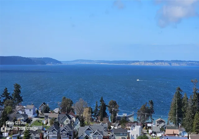 Photo 2 of Single family home for sale at 211 Arbor Ter, Camano Island, WA 98282 | MLS# NWM2585756 | Listing updated on 2026-09-28