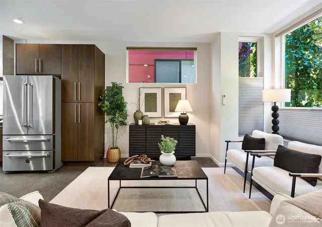 Photo 4 of Townhouse for sale at 801 S Homer St #B, Seattle, WA 98108 | MLS# NWM2585759 | Listing updated on 2026-10-01