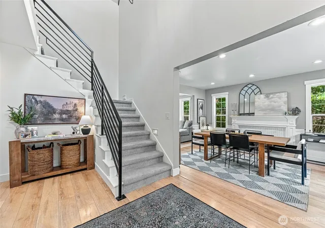 Photo 4 of Sale Pending at 25335 237th Place SE, Maple Valley, WA 98038 | MLS# NWM2585761 | Listing updated on 2026-09-28