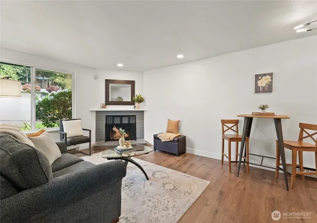 Photo 3 of Condo for sale at 520 S 323rd Place #12-E, Federal Way, WA 98003 | MLS# NWM2585764 | Listing updated on 2026-09-30