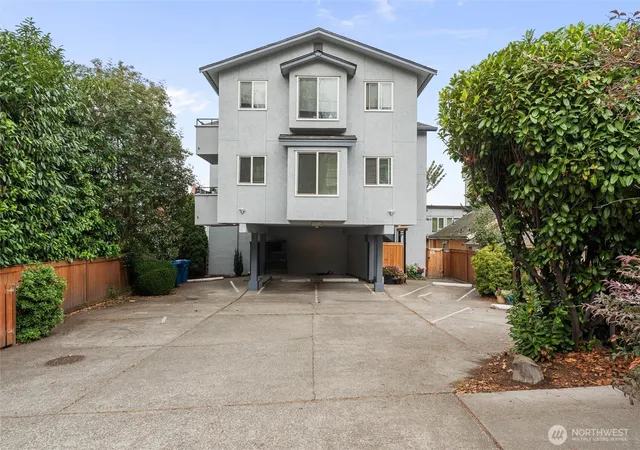 Condo for sale at 2215 14th Avenue W #1, Seattle, WA 98119 | MLS# NWM2585779