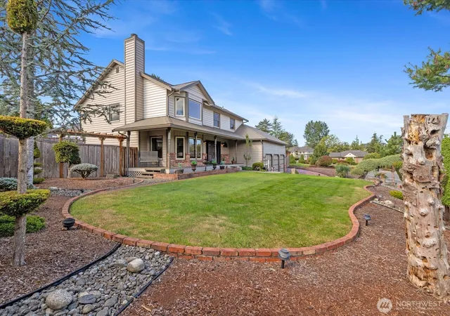 Photo 2 of Single family home for sale at 21408 Elm Dr, Brier, WA 98036 | MLS# NWM2585782 | Listing updated on 2026-10-02