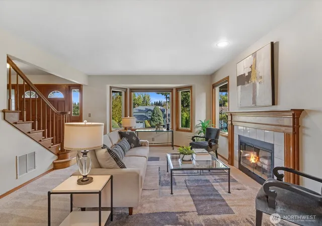 Photo 3 of Single family home for sale at 21408 Elm Dr, Brier, WA 98036 | MLS# NWM2585782 | Listing updated on 2026-10-02