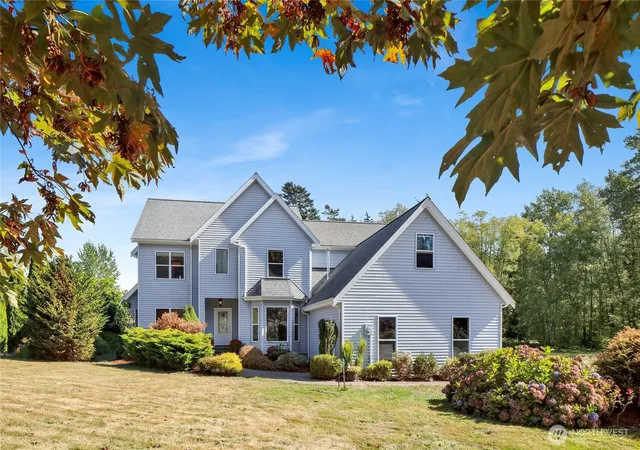 Photo 2 of Single family home for sale at 6620 Trent Ln, Ferndale, WA 98248 | MLS# NWM2585783 | Listing updated on 2026-09-28