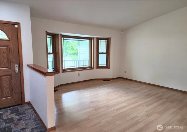 Photo 4 of Single family home for sale at 8219 Ethan Ln SW, Olympia, WA 98512 | MLS# NWM2585794 | Listing updated on 2026-09-23