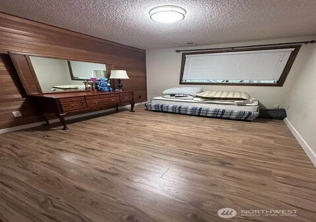 Photo 4 of Sale Pending at 7624 48th Avenue W, Mukilteo, WA 98275 | MLS# NWM2585798 | Listing updated on 2026-10-02