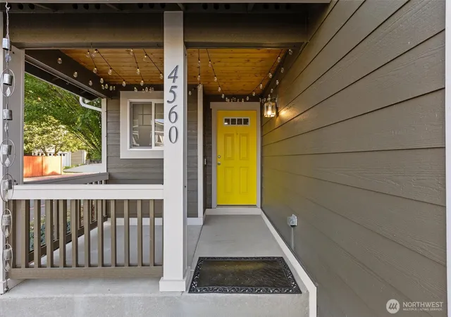 Photo 3 of Single family home for sale at 4560 148th Street Ne, Marysville, WA 98271 | MLS# NWM2585802 | Listing updated on 2026-09-24