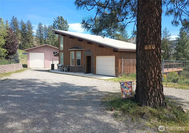 Photo 2 of Single family home for sale at 680 E Delaware St, Republic, WA 99166 | MLS# NWM2585817 | Listing updated on 2026-09-23